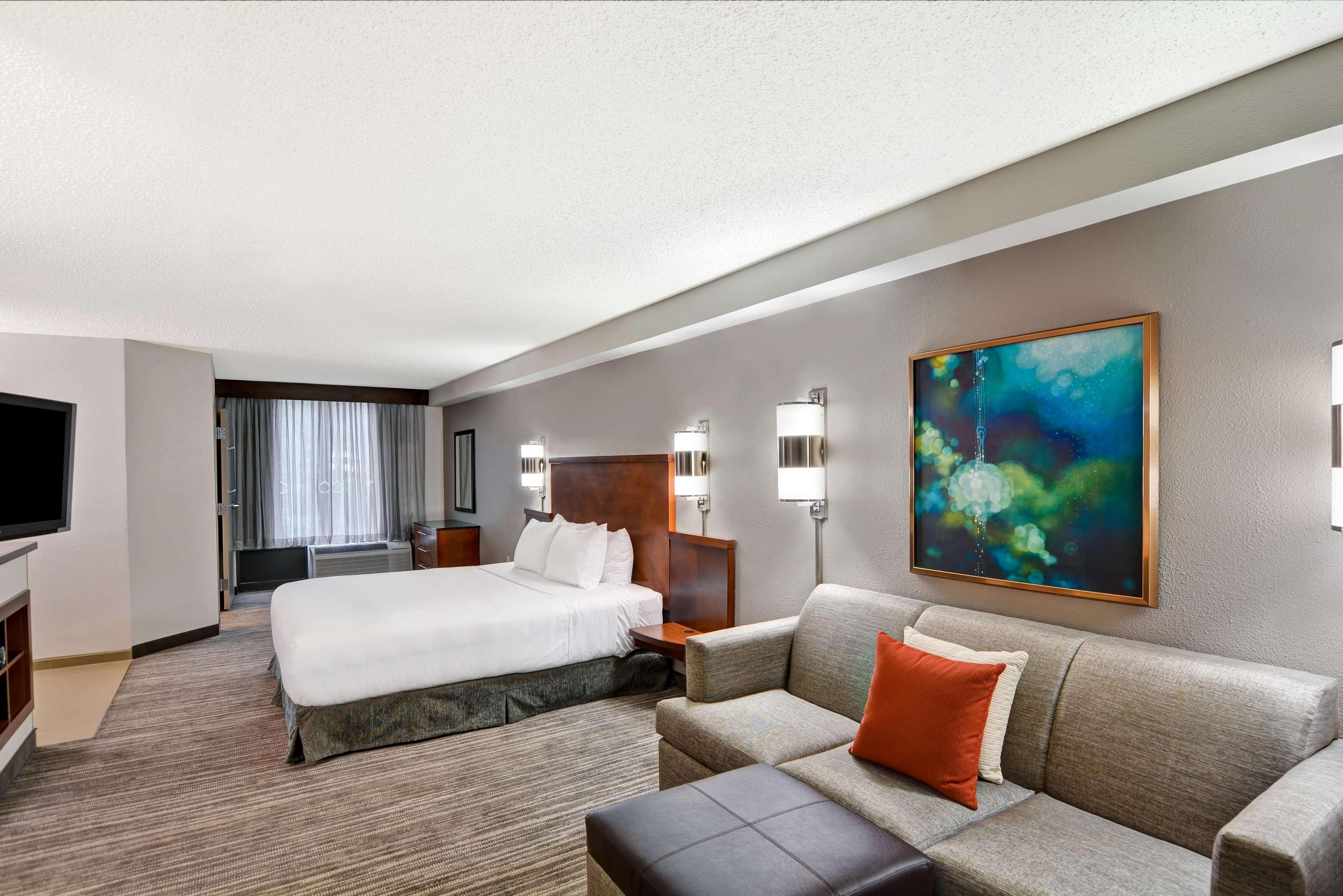 Hyatt Place Birmingham/Hoover Bagian luar foto