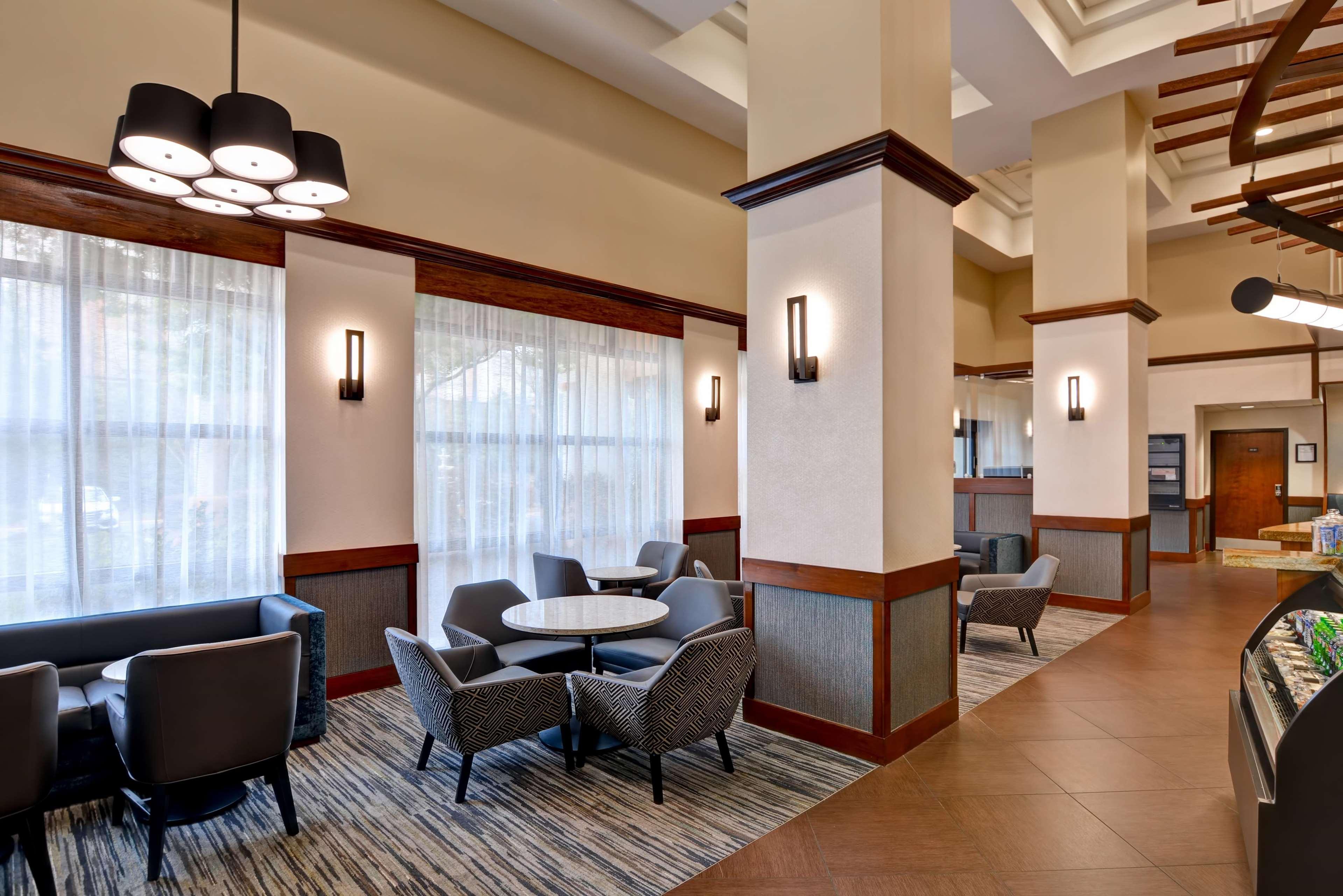 Hyatt Place Birmingham/Hoover Bagian luar foto