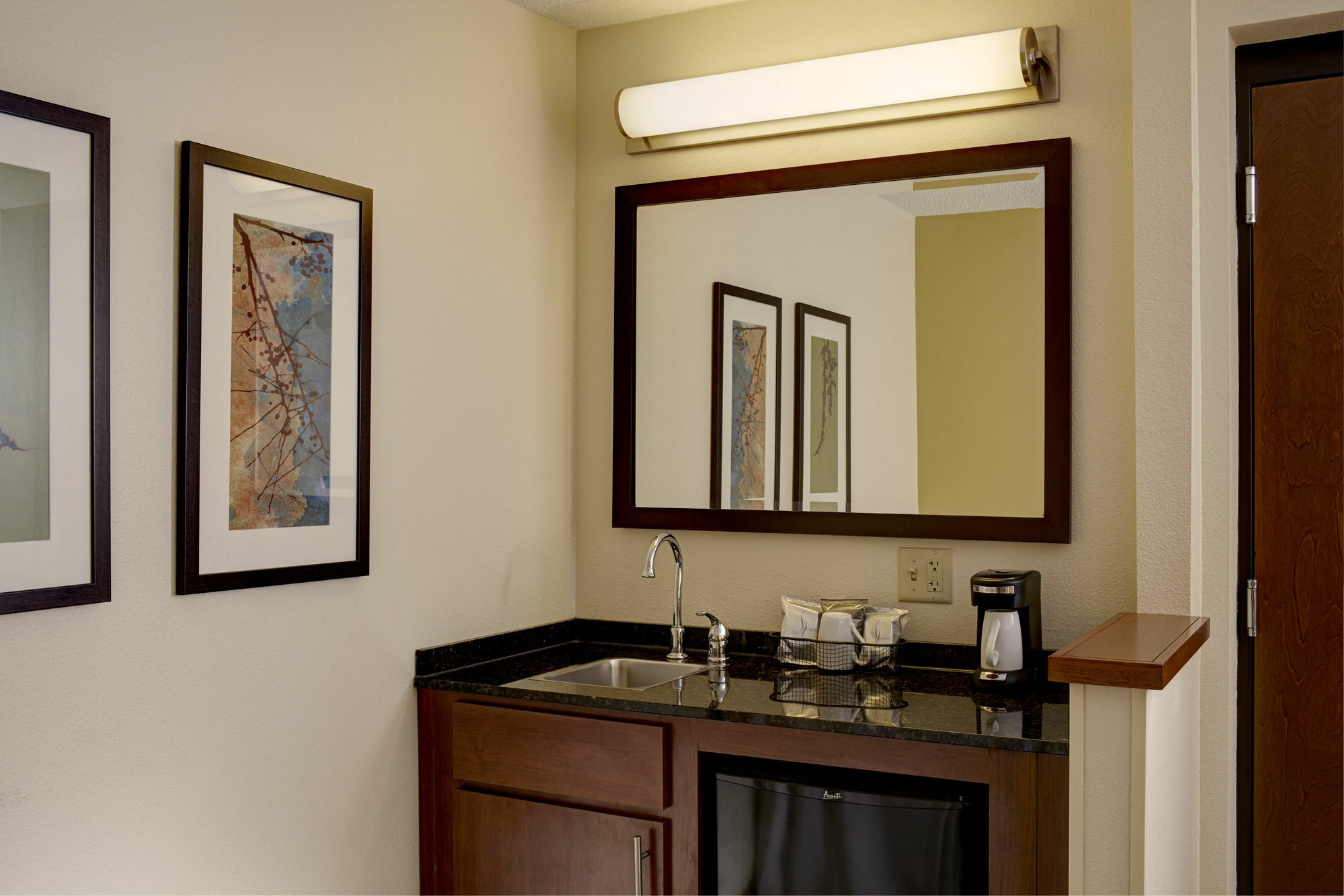 Hyatt Place Birmingham/Hoover Bagian luar foto